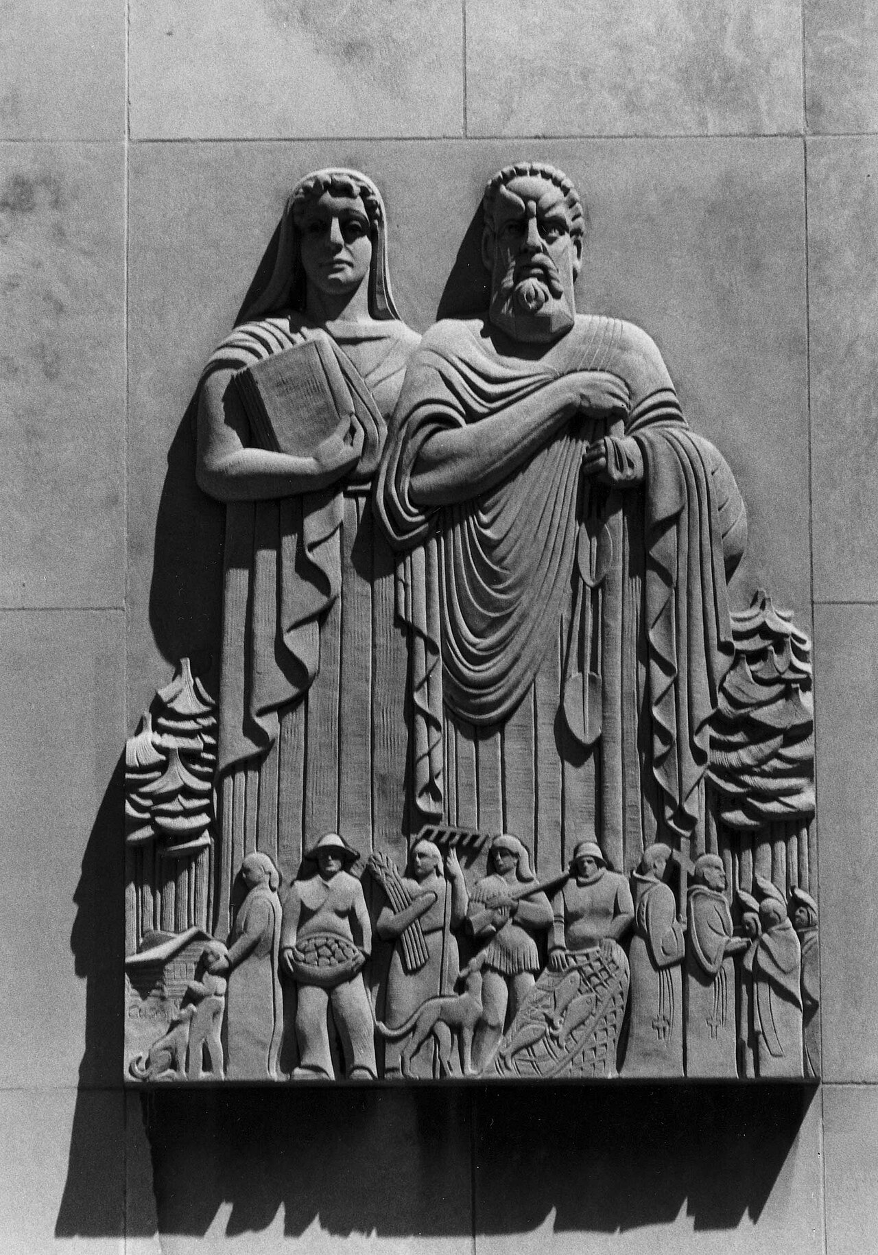 Carlton W. Angell sculpture on the Washtenaw County courthouse